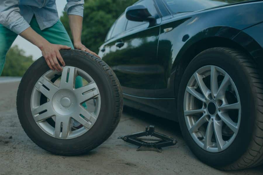 Como é a Assistência 24 horas na Assinatura de Carro?